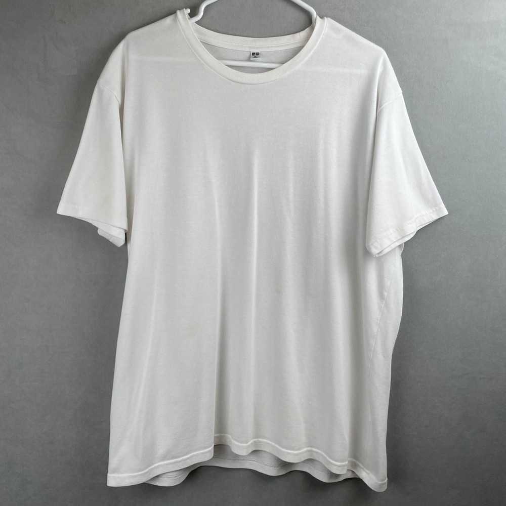 Uniqlo White Crewneck Short Sleeve T-Shirt Mens XL Cotton Blend Basic Essential